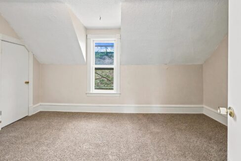 Bedroom #1#5