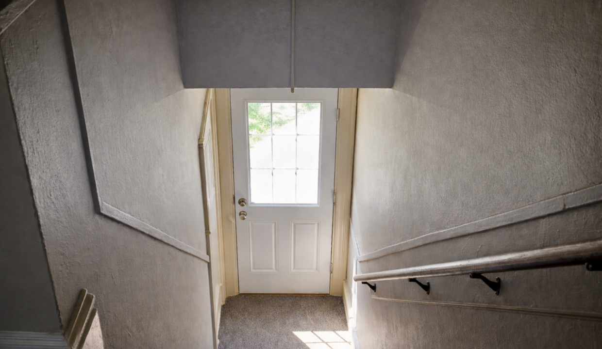 Private Entrance