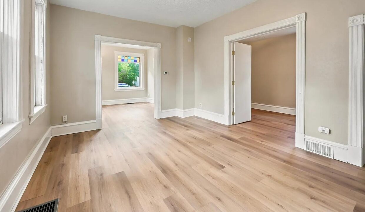 1791233882320_Living Room #2(1)