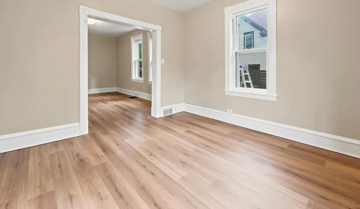 1791233884305_Living Room #7